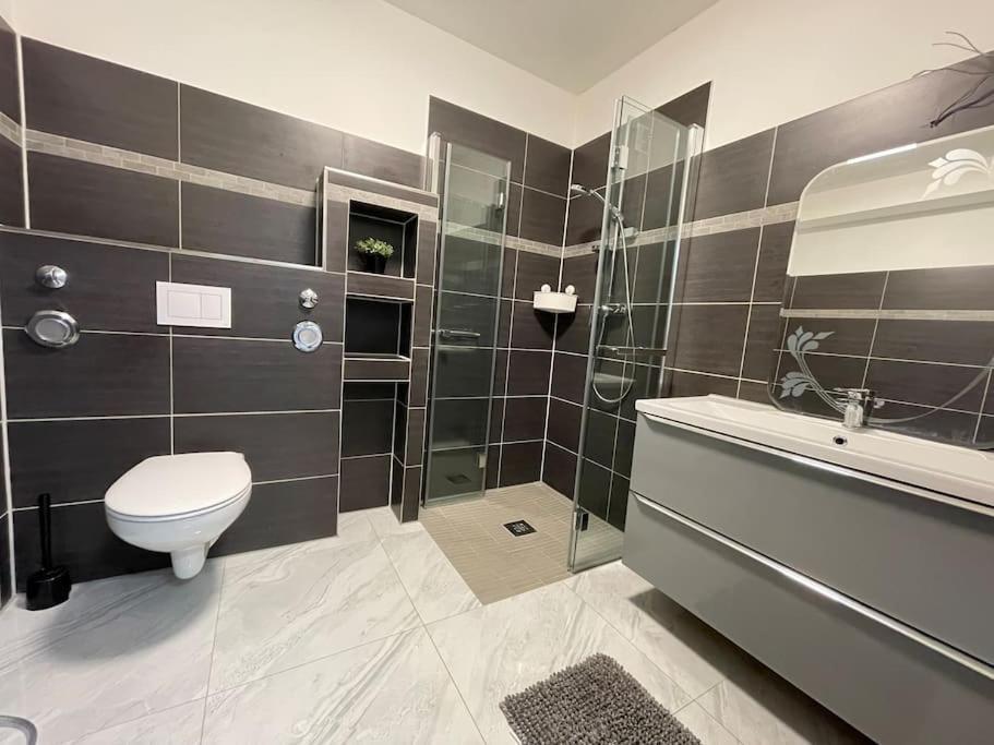 Fully Equipped 3 5 Bed Apartamento