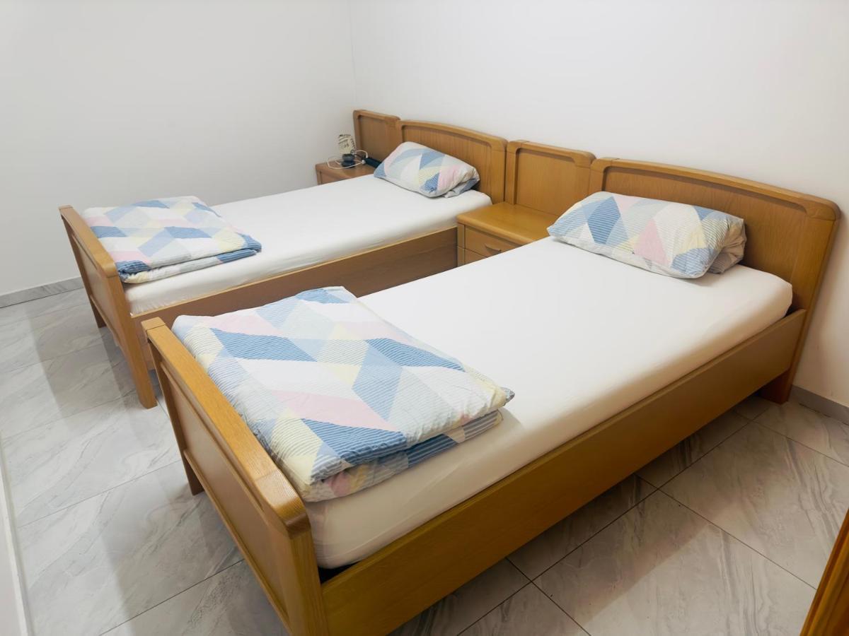 Fully Equipped 3 5 Bed Apartment Hamburg